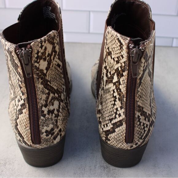 Esprit women’s snake print boots Size 10 - Picture 3 of 6